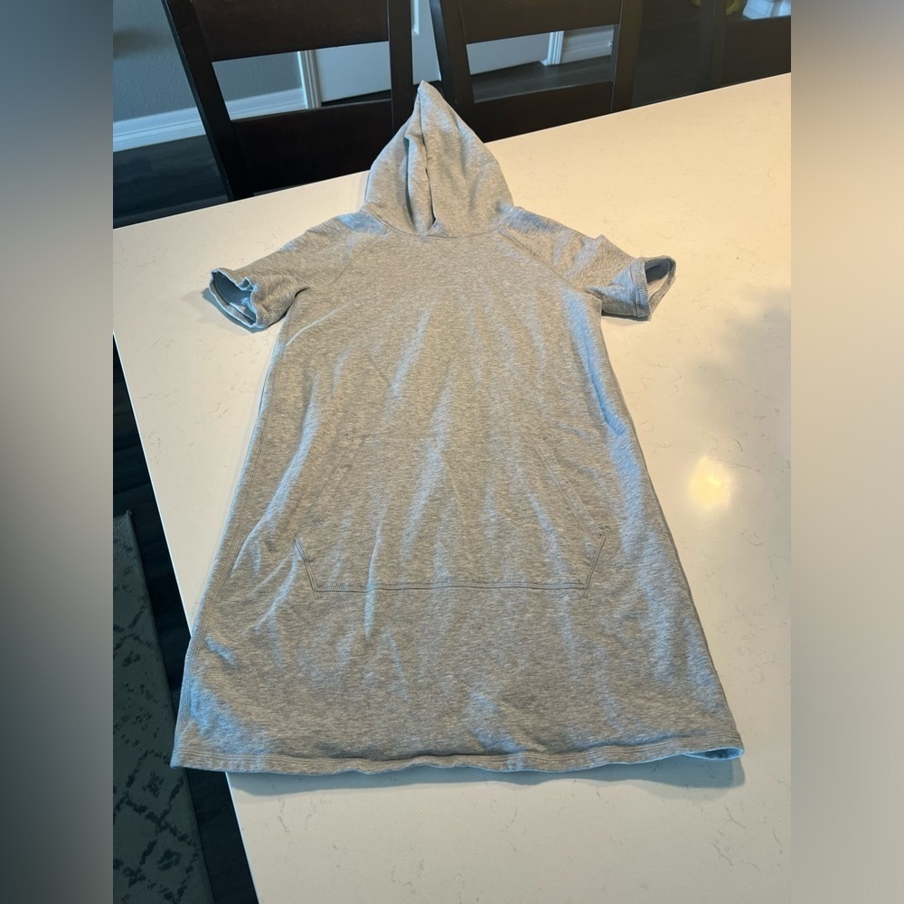 Ivivva By Lululemon Girls Good Feel Dress Hooded Front Pocket size 14